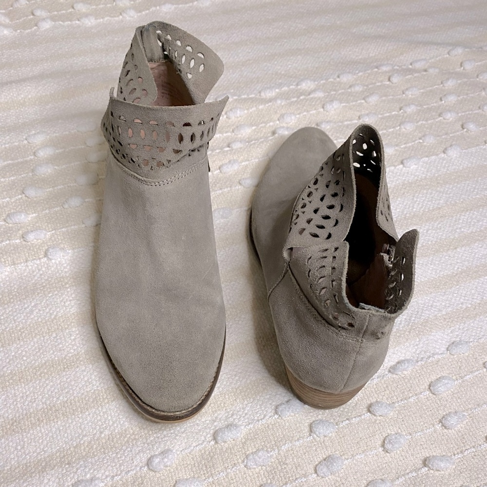 Seychelles Women's Taupe Ankle Bootie - Picture 2 of 3